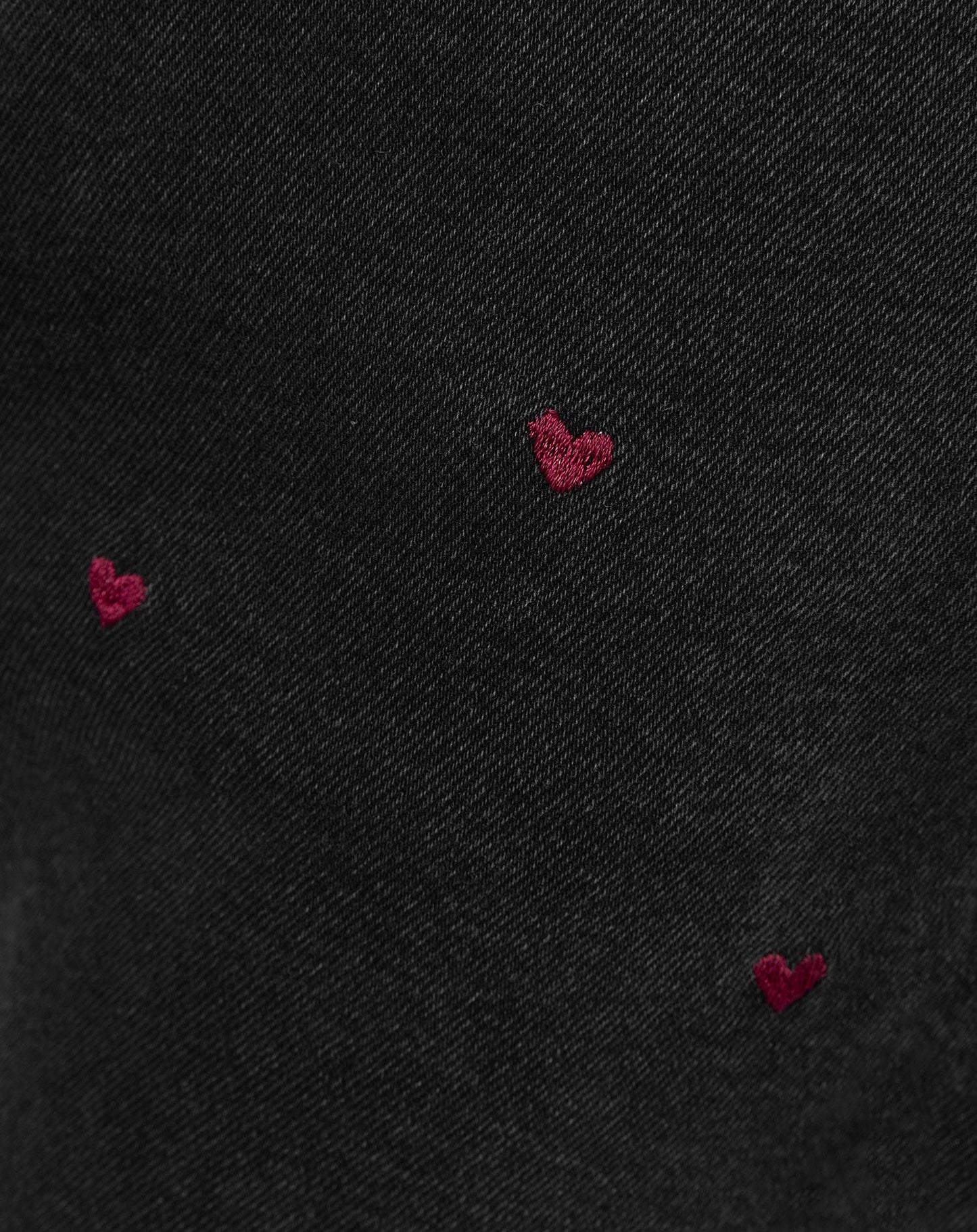 VAQUEROS BOOTCUT CON CORAZÓN GRIS OSCURO BURDEOS