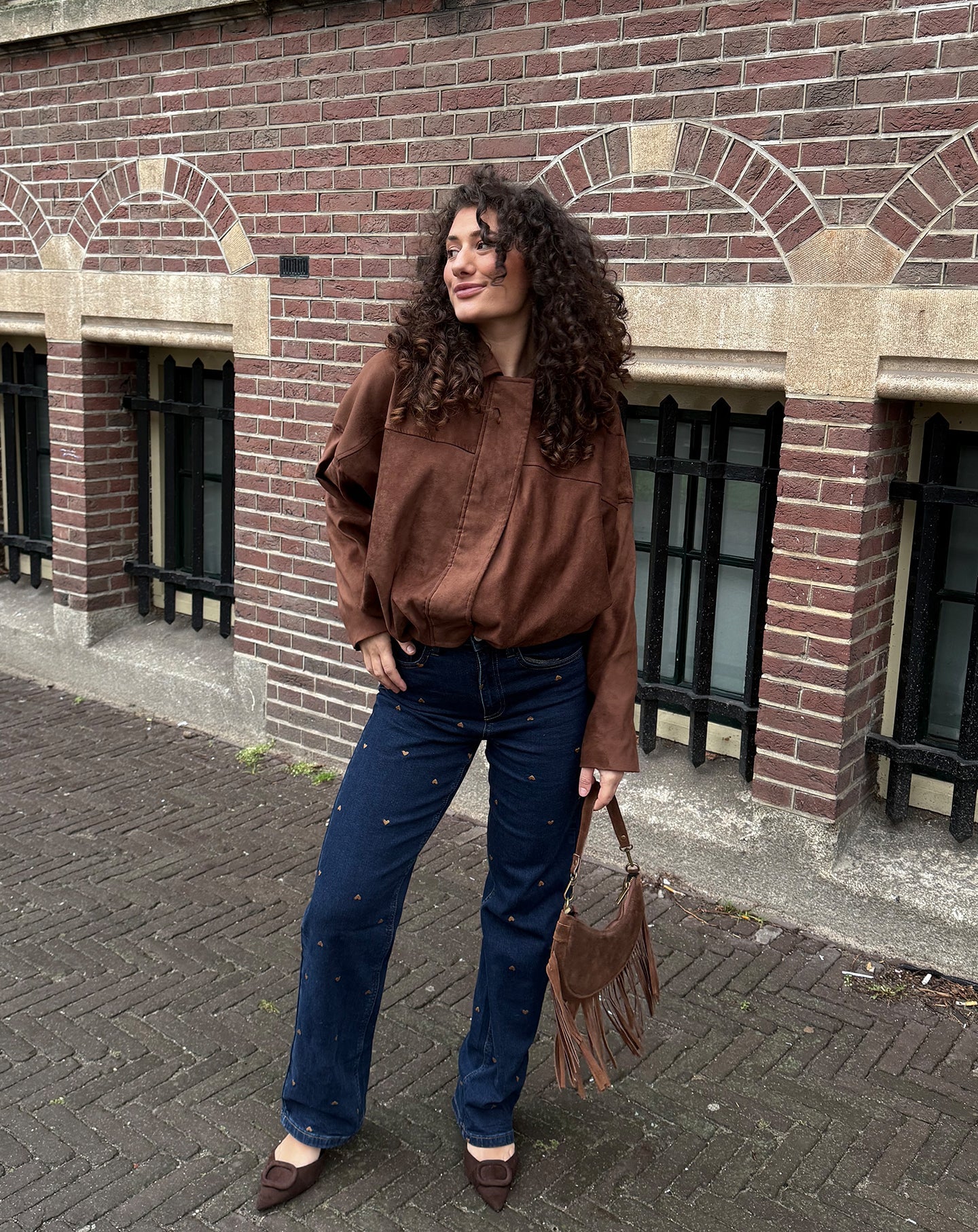 VAQUEROS BOOTCUT CON CORAZÓN AZUL RÍGIDO